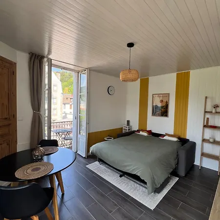 Le Balcon Des Martinets Linge De Maison Inclus لا بوربول